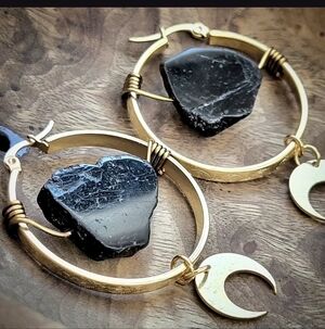 Raw Tourmaline Crescent Moon Gold Brass Earrings 🖤🌙